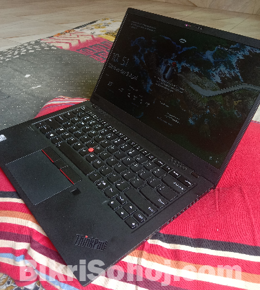 Lenovo ThinkPad X1 Carbon – Core i7 10th Gen, ৫০,০০০ টাকায়!